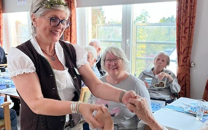 Arbeiten im Seniorenhaus Waldfriede